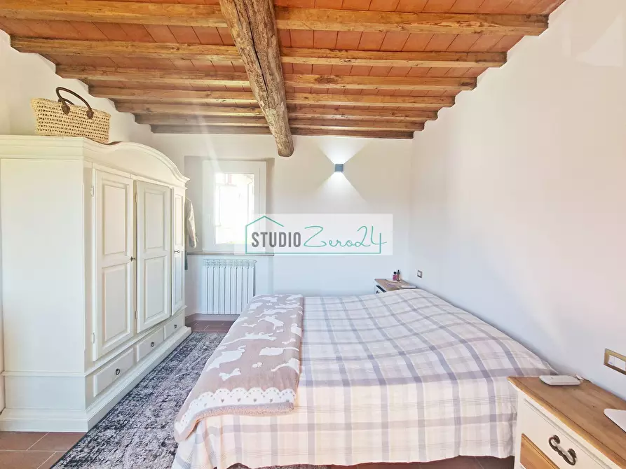Immagine 33 di Villa in vendita  in Via Della Serra 22 a Camaiore