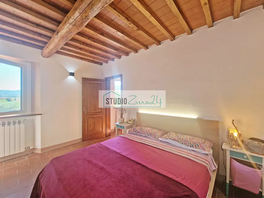 Immagine 41 di Villa in vendita  in Via Della Serra 22 a Camaiore