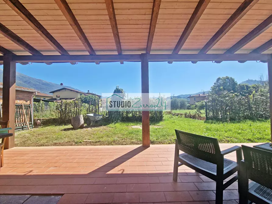 Immagine 57 di Villa in vendita  in Via Della Serra 22 a Camaiore