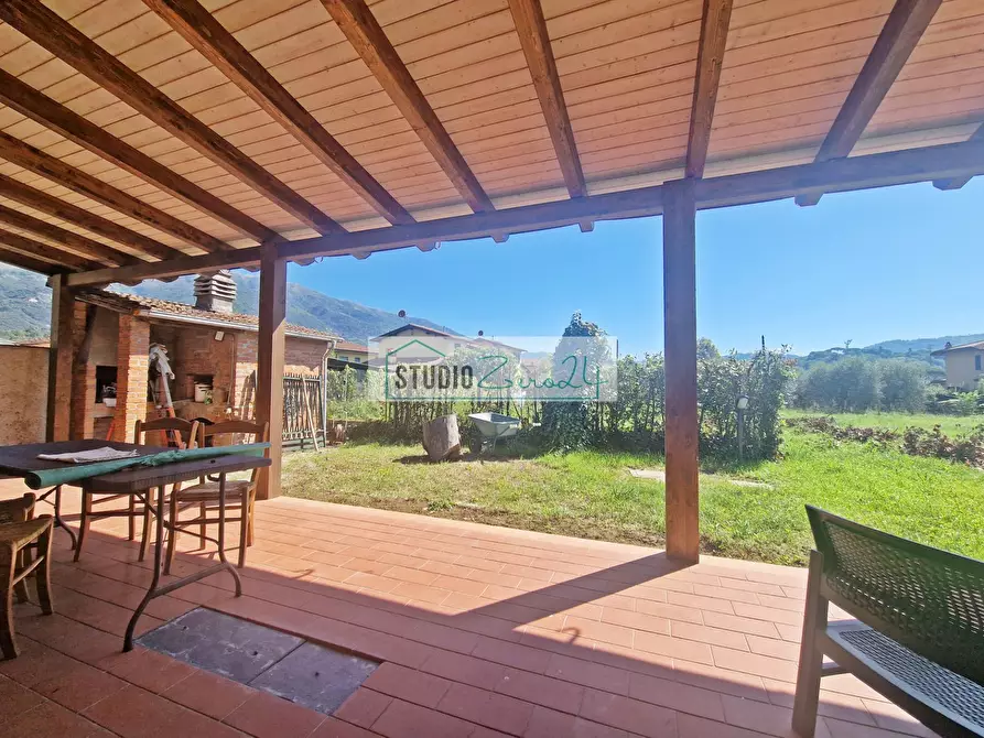 Immagine 58 di Villa in vendita  in Via Della Serra 22 a Camaiore