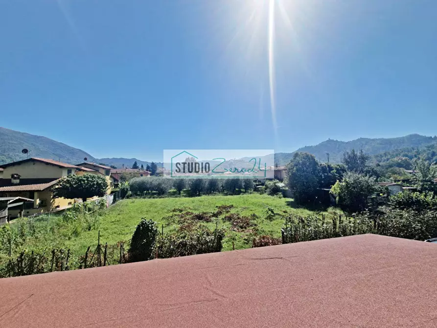 Immagine 42 di Villa in vendita  in Via Della Serra 22 a Camaiore