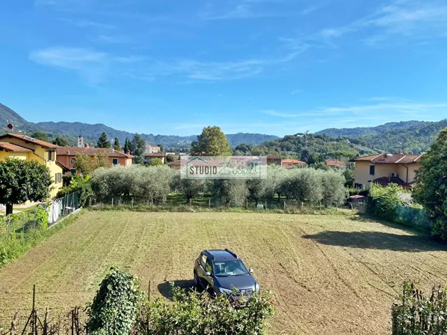 Immagine 62 di Villa in vendita  in Via Della Serra 22 a Camaiore