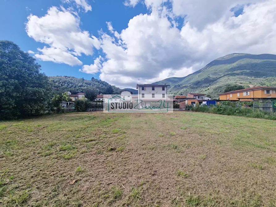 Immagine 67 di Villa in vendita  in Via Della Serra 22 a Camaiore