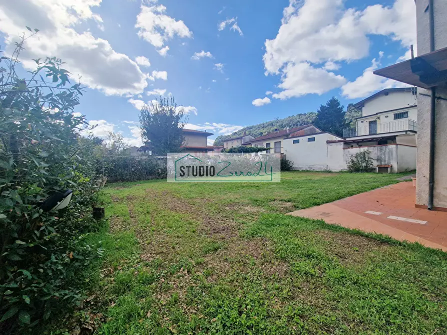 Immagine 68 di Villa in vendita  in Via Della Serra 22 a Camaiore