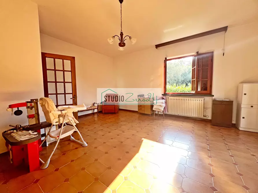 Immagine 6 di Villa in vendita  in via di rigoli a Camaiore