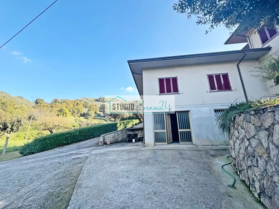 Immagine 30 di Villa in vendita  in via di rigoli a Camaiore