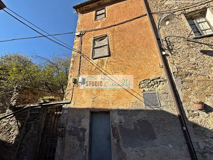 Immagine 17 di Casa semindipendente in vendita  in via tardoni a Camaiore