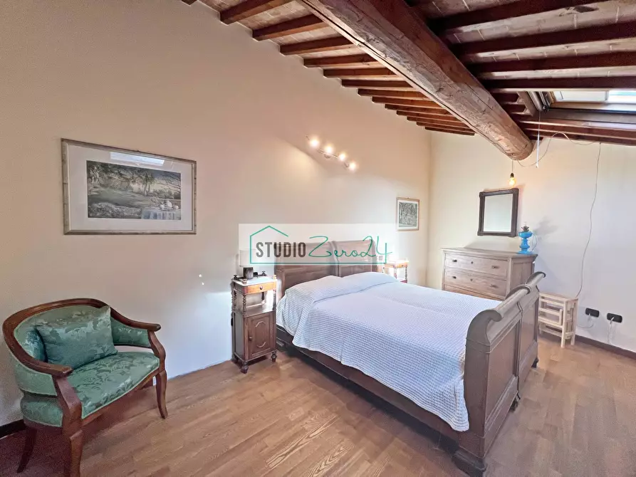 Immagine 8 di Villetta a schiera in vendita  in via di mezzo a Camaiore