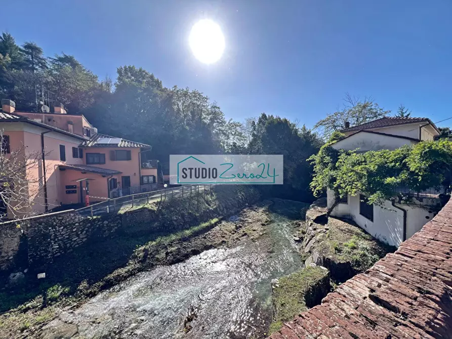 Immagine 24 di Villetta a schiera in vendita  in via di mezzo a Camaiore