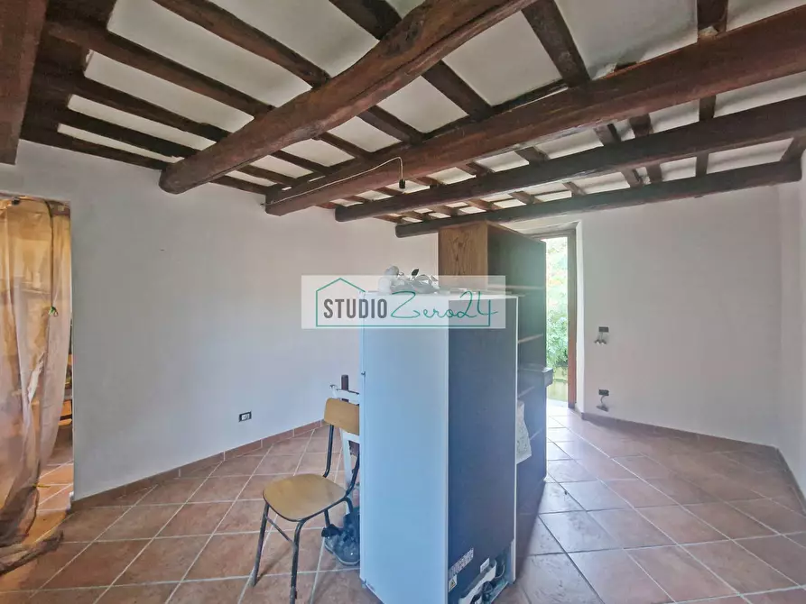 Immagine 8 di Casa semindipendente in vendita  in via xxv aprile a Camaiore