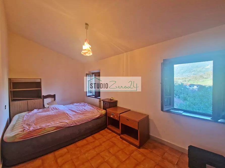 Immagine 15 di Casa semindipendente in vendita  in via xxv aprile a Camaiore