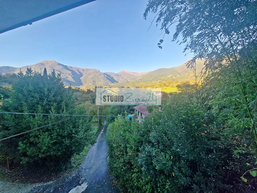 Immagine 22 di Casa semindipendente in vendita  in via xxv aprile a Camaiore