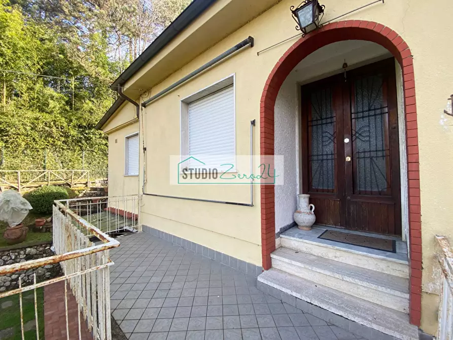 Immagine 7 di Appartamento in vendita  in via gattarella 115 a Camaiore