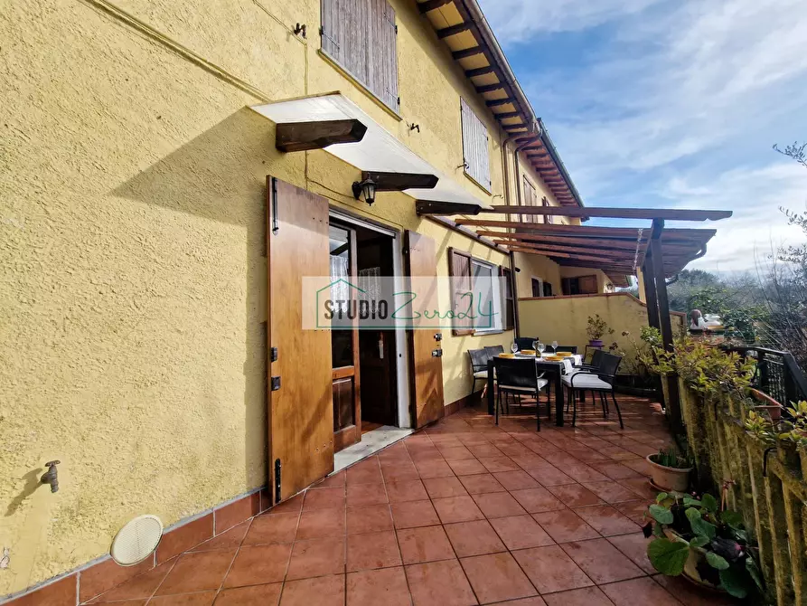 Immagine 7 di Casa semindipendente in vendita  a Camaiore