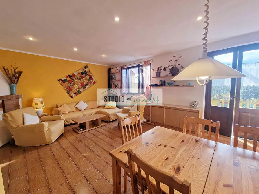 Immagine 12 di Casa semindipendente in vendita  a Camaiore