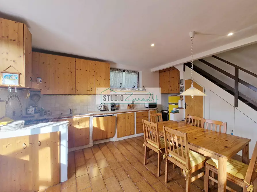 Immagine 16 di Casa semindipendente in vendita  a Camaiore