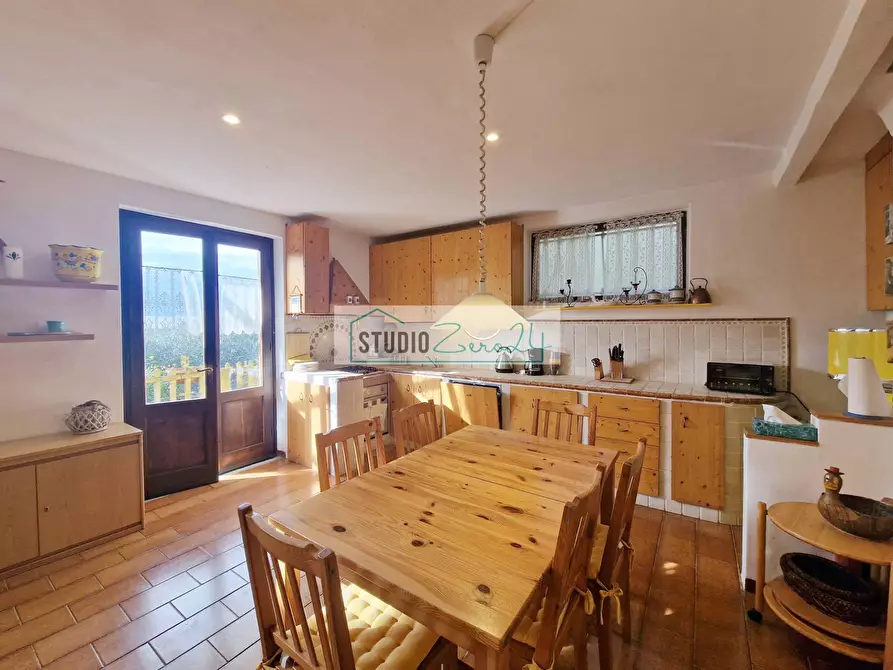 Immagine 18 di Casa semindipendente in vendita  a Camaiore