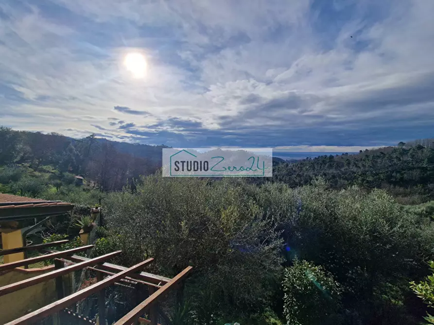 Immagine 39 di Casa semindipendente in vendita  a Camaiore