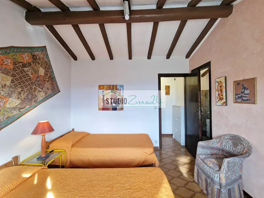 Immagine 44 di Casa semindipendente in vendita  a Camaiore