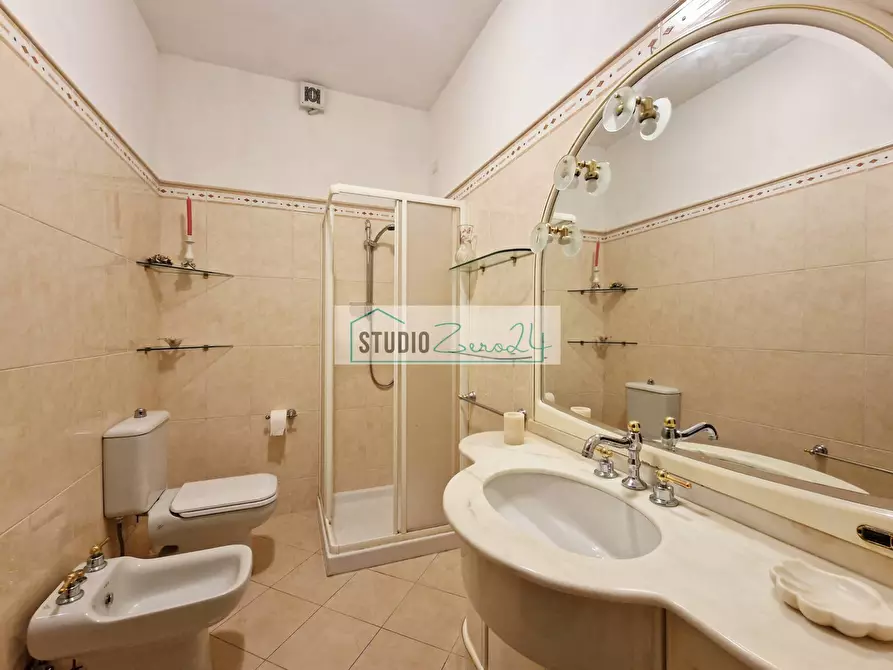 Immagine 28 di Appartamento in vendita  in Via Mincio a Camaiore