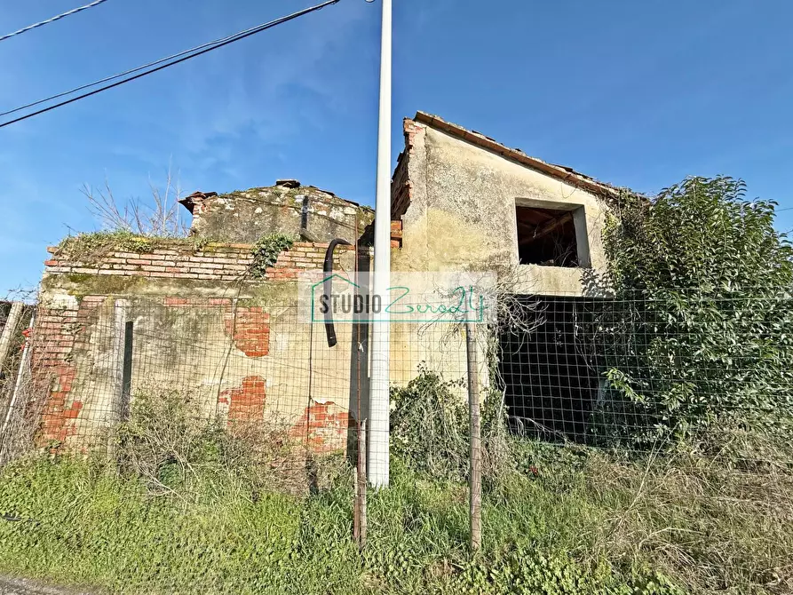 Immagine 3 di Casa indipendente in vendita  in Via Bucine Ovest a Camaiore