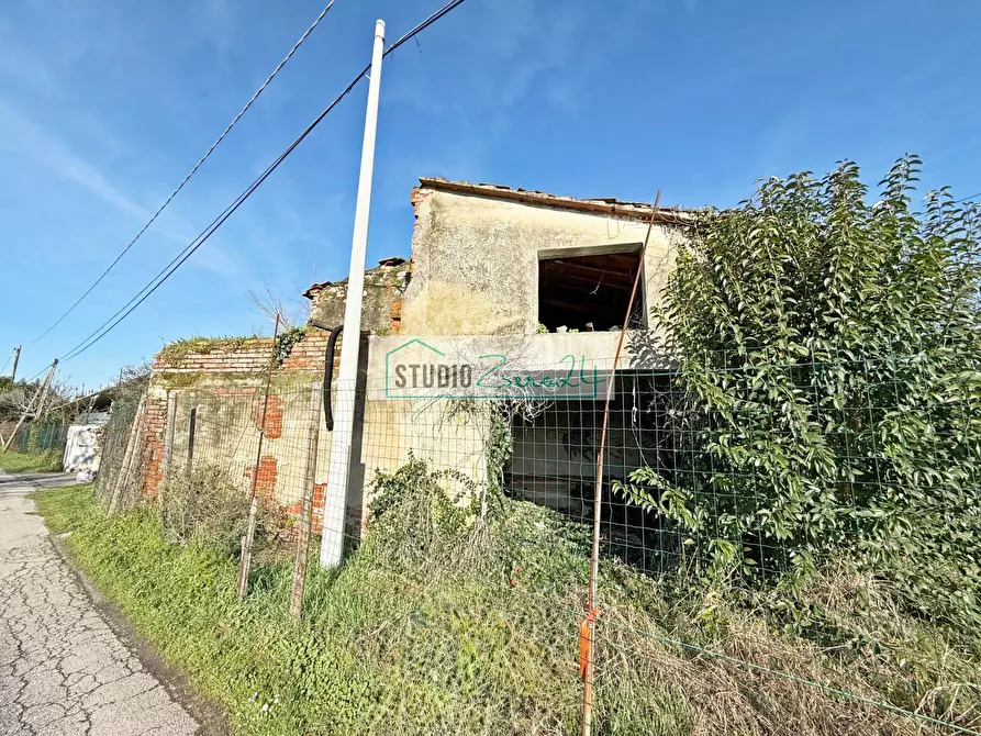 Immagine 4 di Casa indipendente in vendita  in Via Bucine Ovest a Camaiore