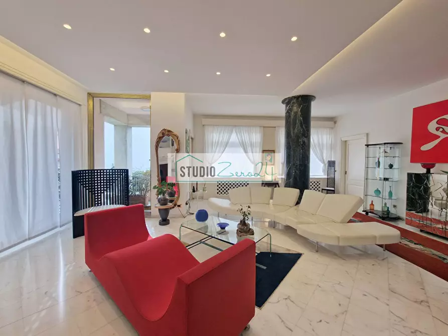 Immagine 18 di Villa in vendita  in Via garibaldi a Camaiore