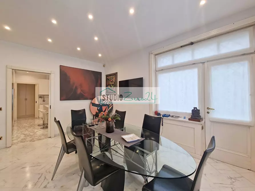 Immagine 31 di Villa in vendita  in Via garibaldi a Camaiore