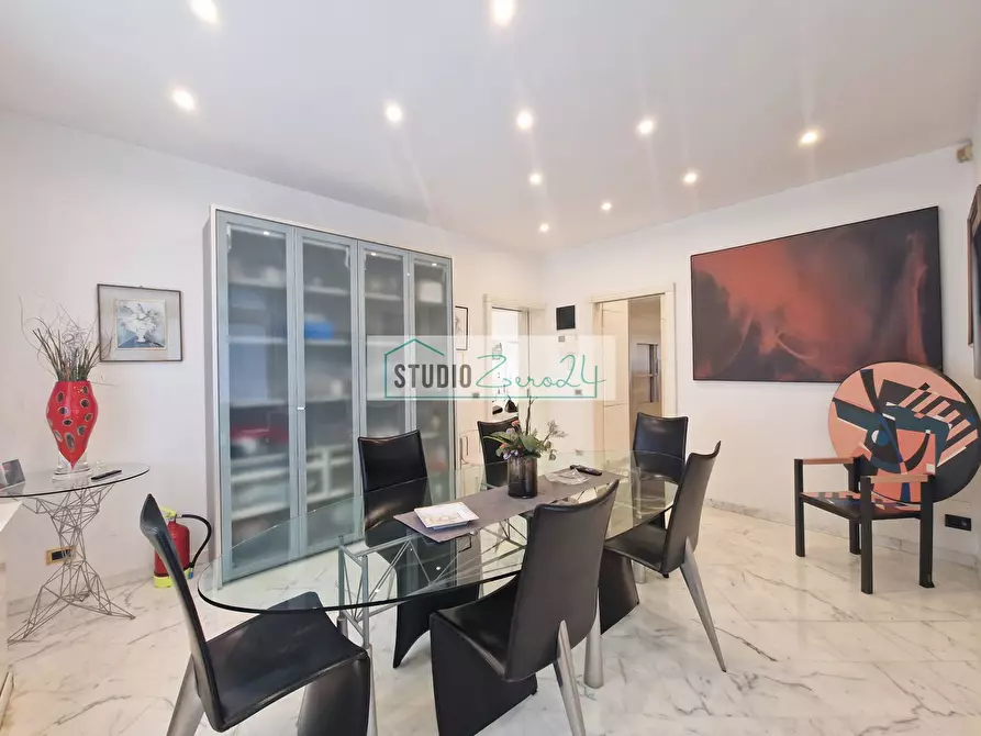 Immagine 32 di Villa in vendita  in Via garibaldi a Camaiore