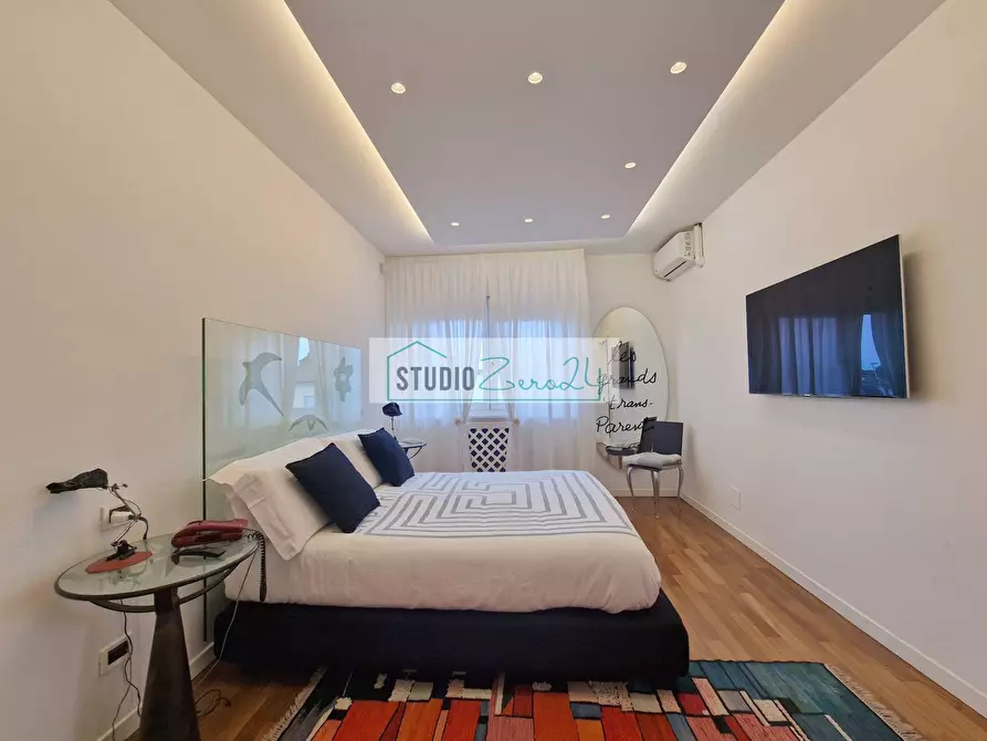 Immagine 39 di Villa in vendita  in Via garibaldi a Camaiore