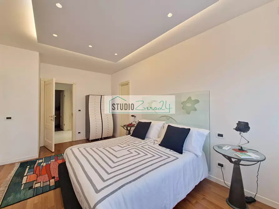 Immagine 41 di Villa in vendita  in Via garibaldi a Camaiore