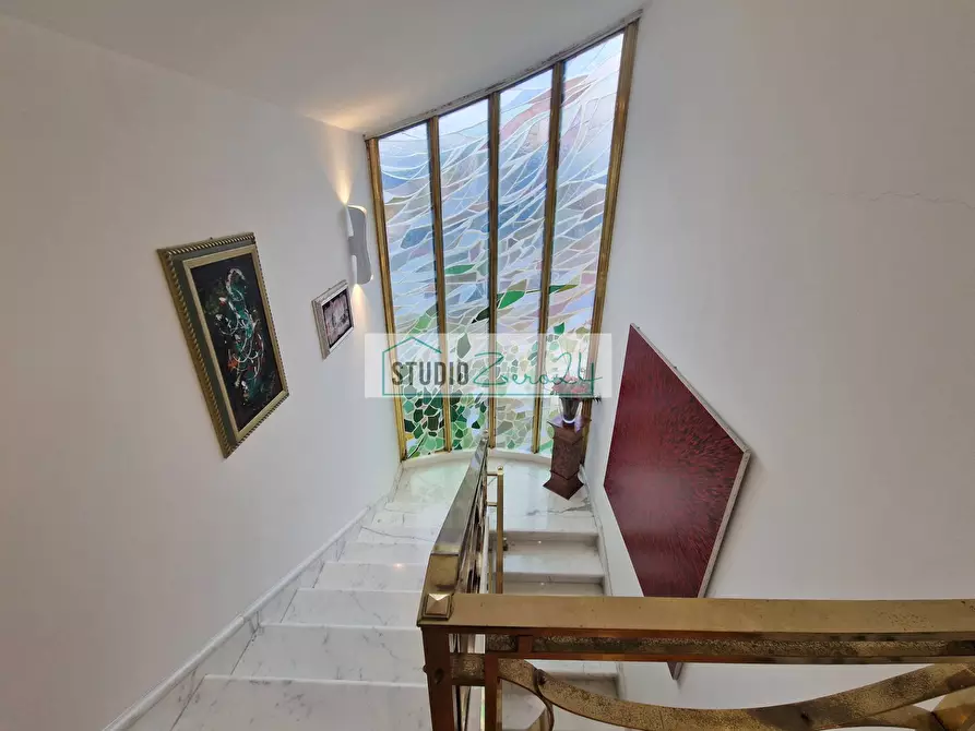 Immagine 61 di Villa in vendita  in Via garibaldi a Camaiore