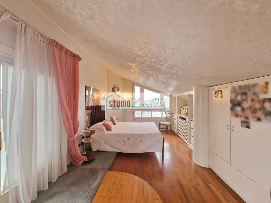 Immagine 63 di Villa in vendita  in Via garibaldi a Camaiore