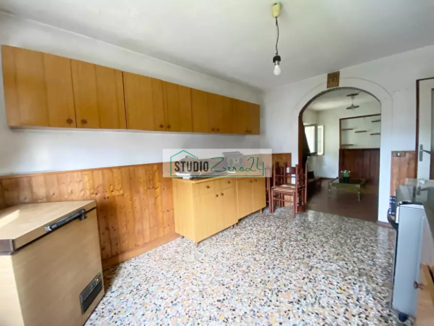 Immagine 29 di Appartamento in vendita  in via gattarella 115 a Camaiore