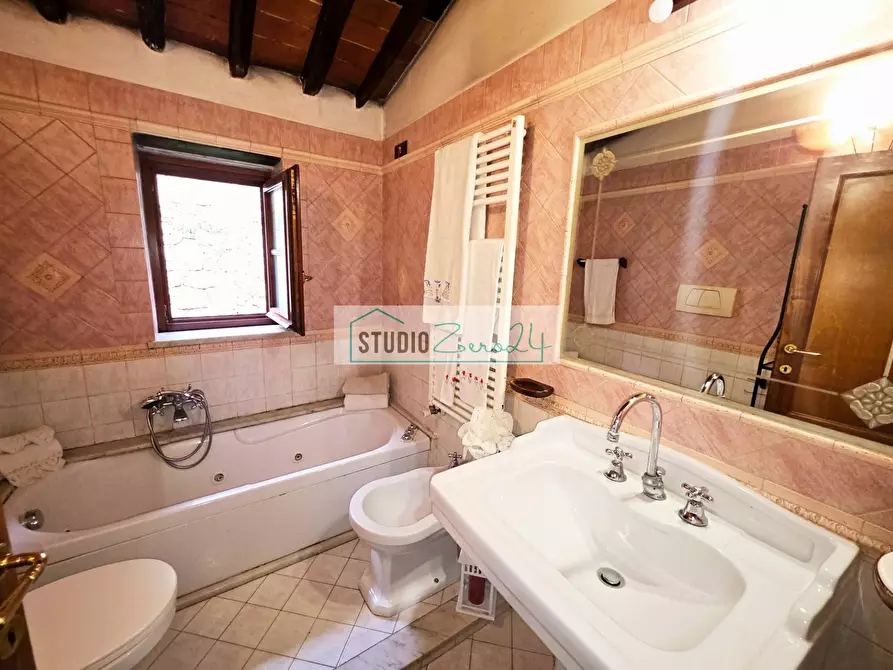 Immagine 19 di Casa indipendente in vendita  in via di Trescolli 15 a Camaiore