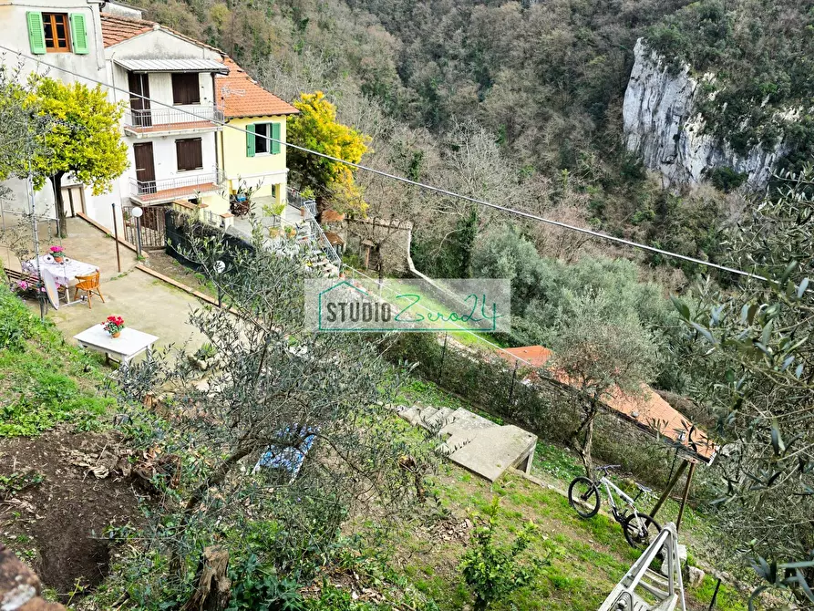 Immagine 27 di Casa indipendente in vendita  in via di Trescolli 15 a Camaiore