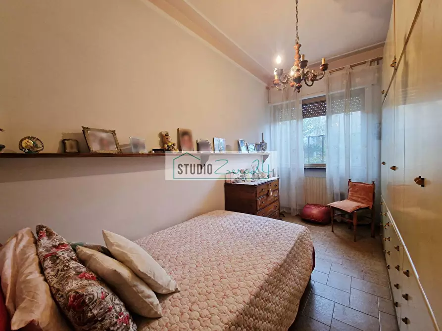 Immagine 26 di Appartamento in vendita  in Via Tulipani a Camaiore