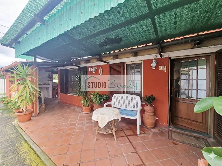 Immagine 31 di Appartamento in vendita  in Via Tulipani a Camaiore