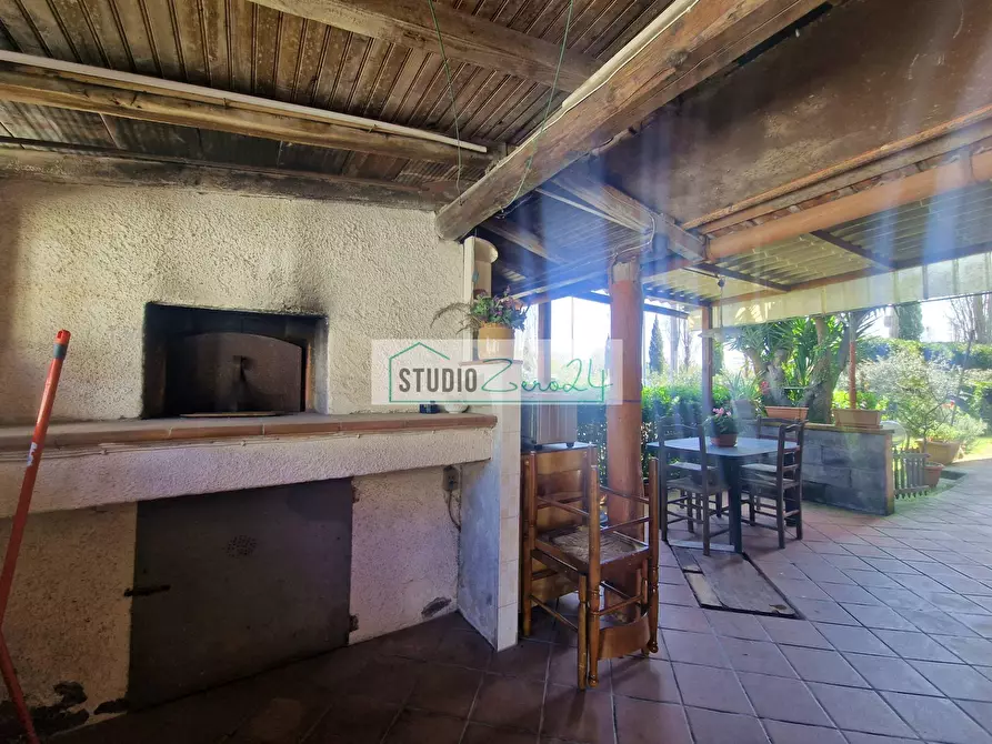 Immagine 39 di Appartamento in vendita  in Via Tulipani a Camaiore