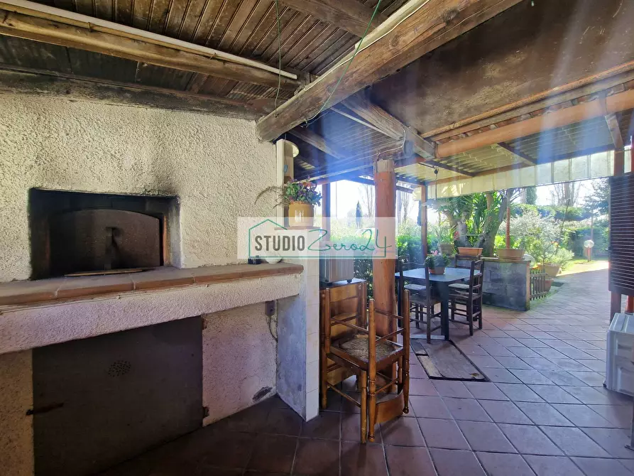 Immagine 40 di Appartamento in vendita  in Via Tulipani a Camaiore