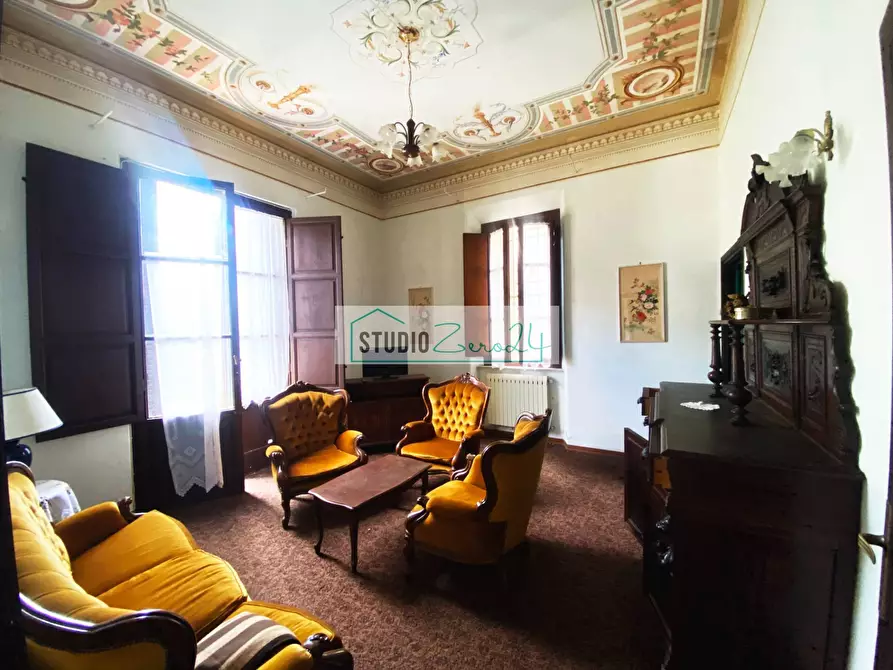 Immagine 10 di Villa in vendita  in via della costa 50 a Camaiore