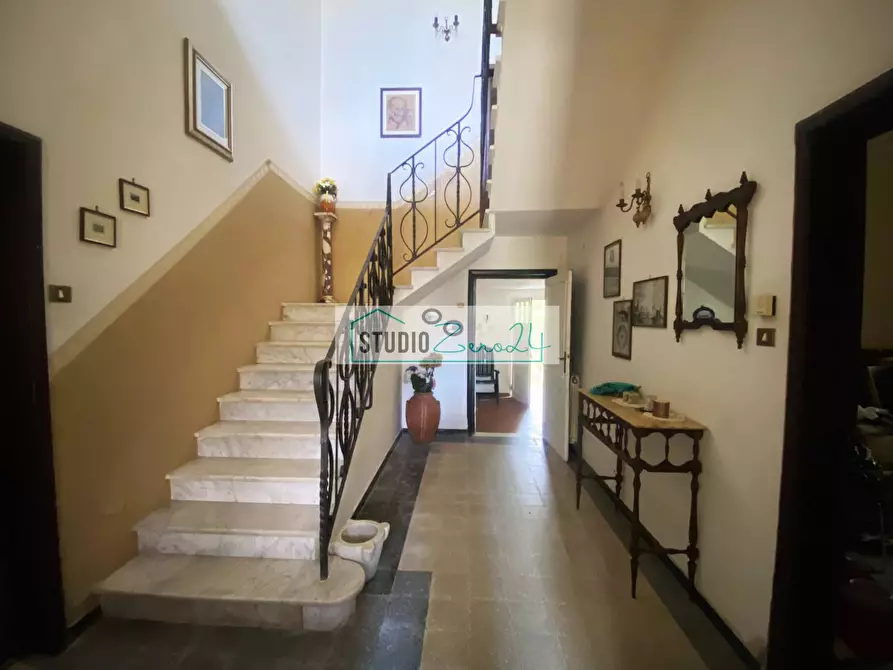Immagine 17 di Villa in vendita  in via della costa 50 a Camaiore