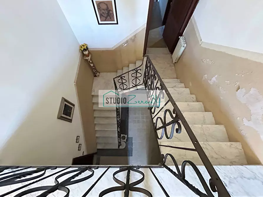 Immagine 21 di Villa in vendita  in via della costa 50 a Camaiore