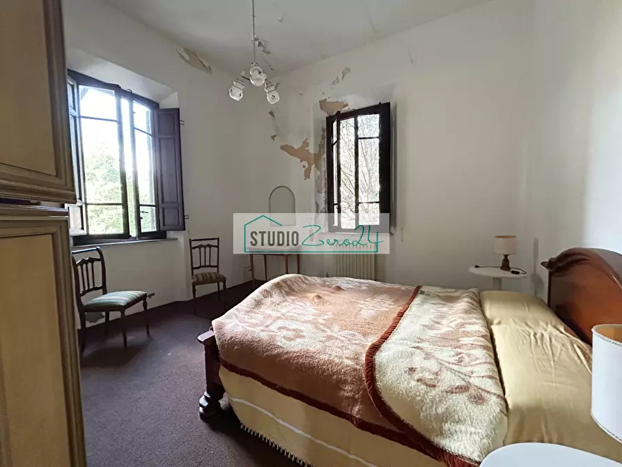 Immagine 27 di Villa in vendita  in via della costa 50 a Camaiore