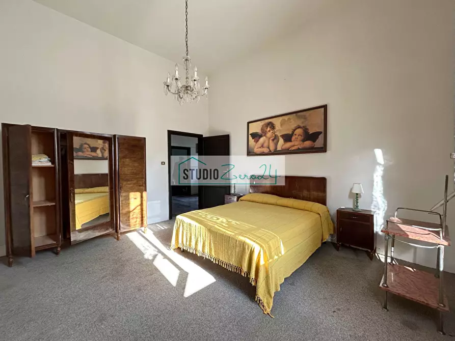 Immagine 31 di Villa in vendita  in via della costa 50 a Camaiore