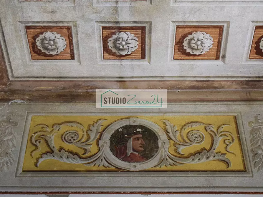 Immagine 4 di Villa in vendita  in via della costa 50 a Camaiore