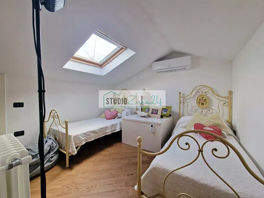 Immagine 33 di Appartamento in vendita  in Via Mincio a Camaiore