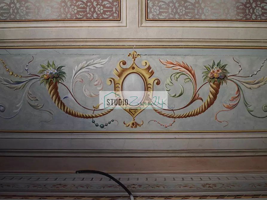 Immagine 9 di Villa in vendita  in via della costa 50 a Camaiore