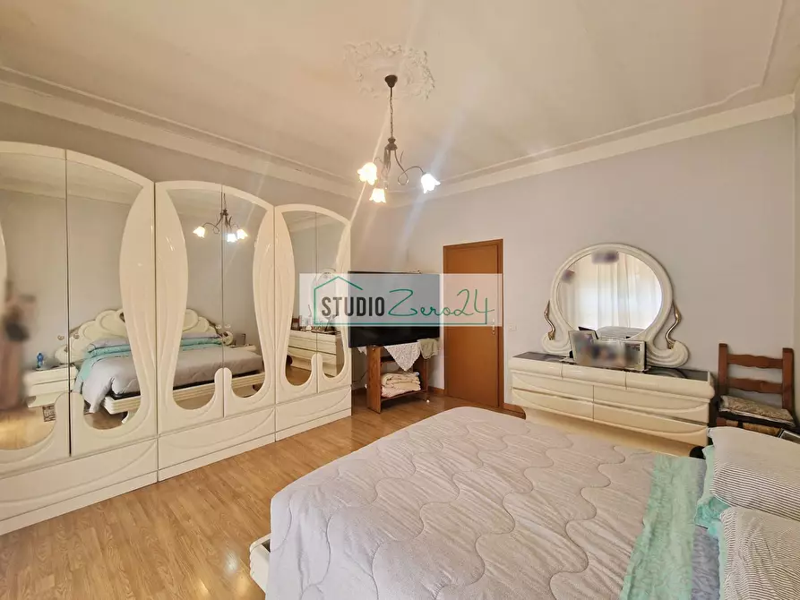 Immagine 24 di Appartamento in vendita  a Camaiore