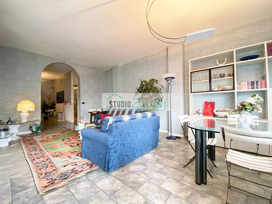 Immagine 4 di Appartamento in vendita  in via Abetone 58 a Camaiore